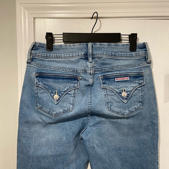 Hudson Size 8 Medium Wash Straight Leg Button Back Pockets Denim Stretch Jeans - Picture 6 of 12
